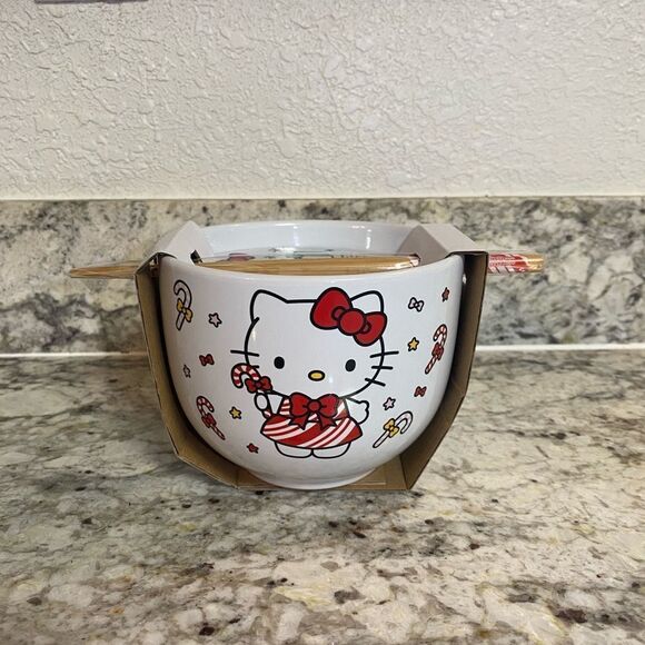 Hello Kitty Christmas bowl with chopsticks - Picture 2 of 4